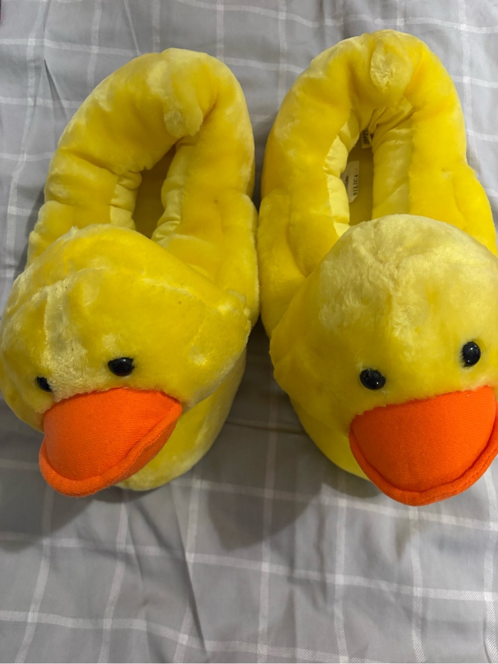 474- Plush Duck Slippers adult size 11/12